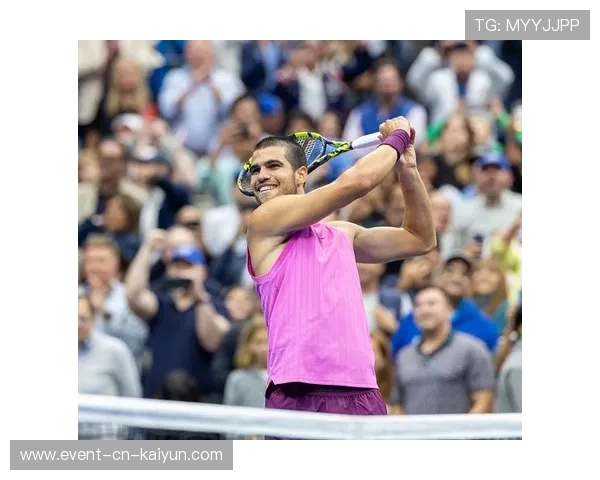 美网公开赛硬地球场，高芙与阿尔卡拉斯争冠热门